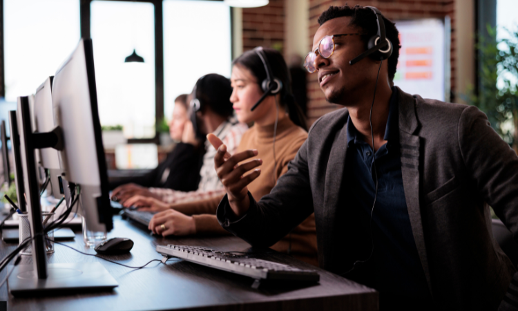 Support Sales Teams with Helpful AR Tools
